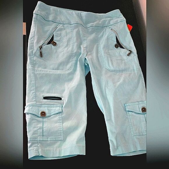 jamie sadock Pants - Jamie Sadock Capri Golf Pants in Aquamarine, size 2.